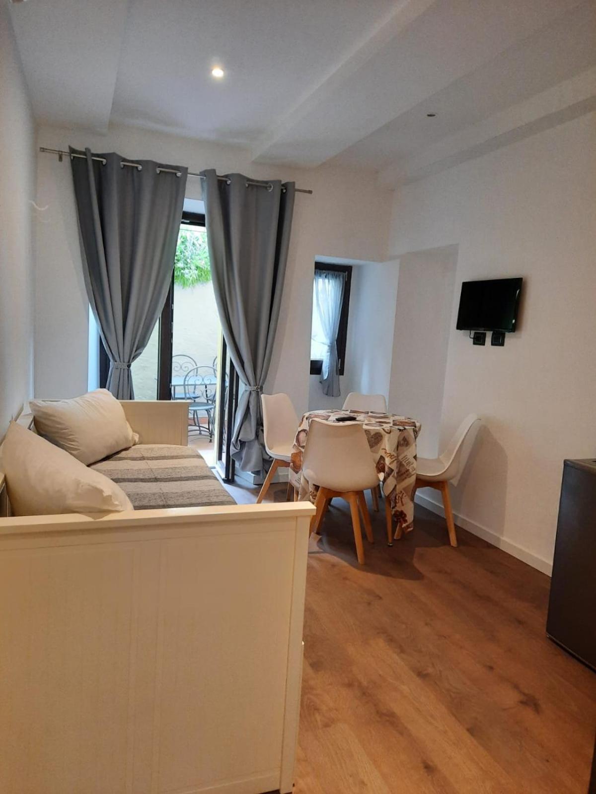 Le Coccinelle Home Mandello del Lario Εξωτερικό φωτογραφία